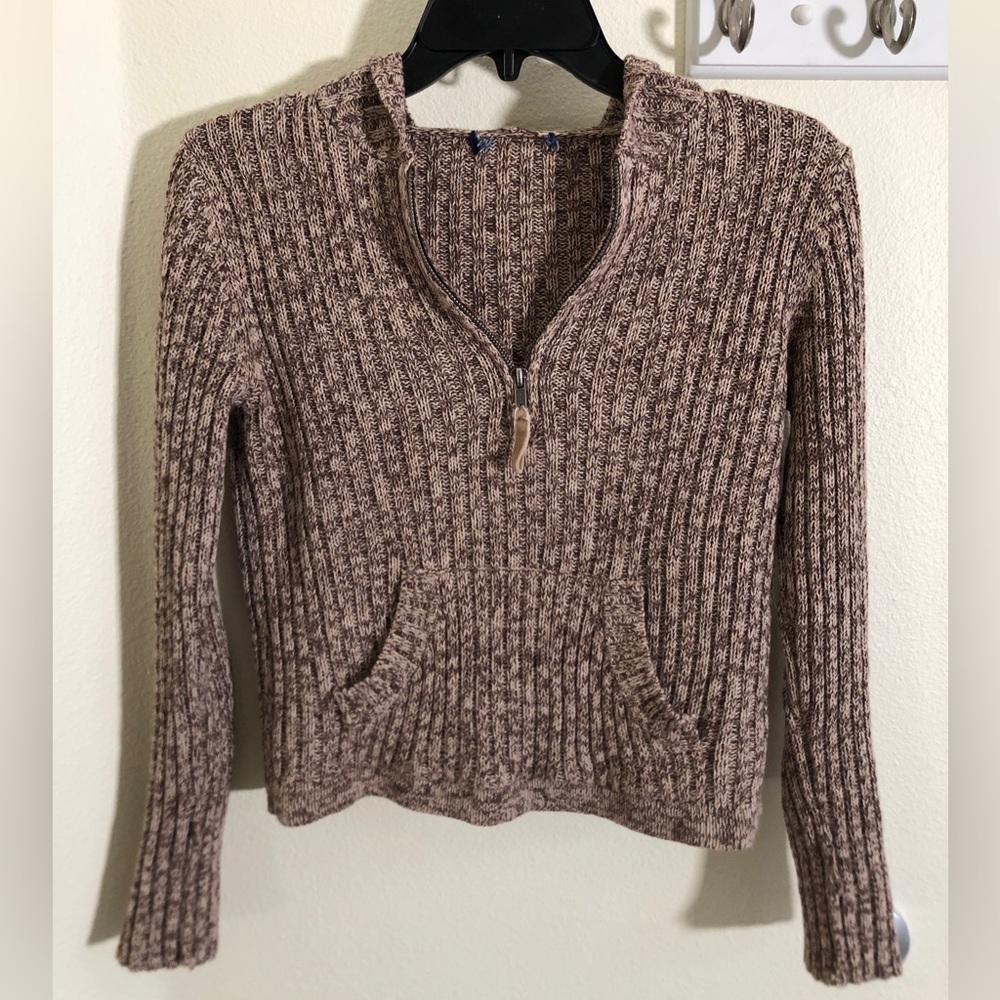 90s brown cropped ribbed knit pullover zipper sweatshirt. Fits size S/M